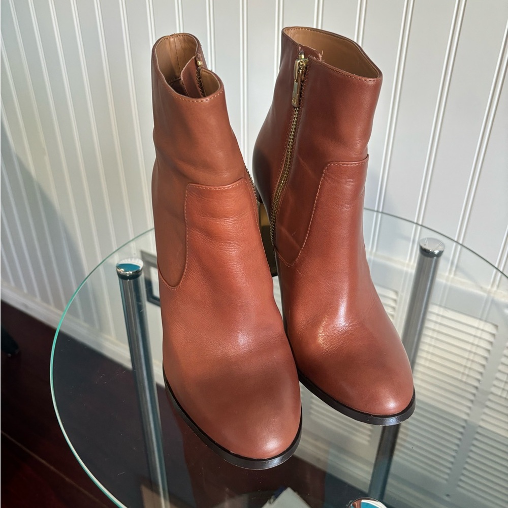 Calvin Klein Brown Boots Size 7: Walk in Style!!!